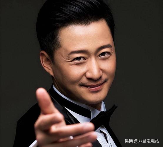 新澳门4949最新开奖记录和51岁吴京赛车冠军与吴京跑车