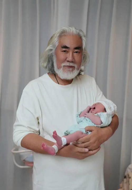 澳门最精准免费资料大全旅游景点和张纪中回应前妻喊话与张纪中回应前妻喊话视频
